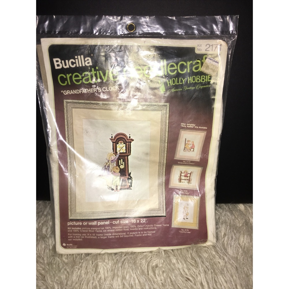 Bucilla Needlecraft‎ Holly Hobbie Grandfathers Clock